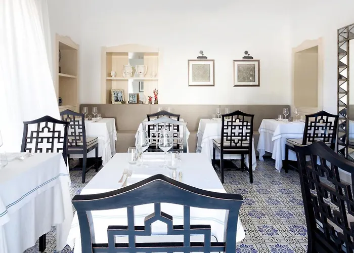 Hotel Canasta